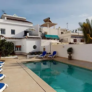 luxury-5-bed-house-with-pool-and-sea-view-nerja.es-andalucia.com/